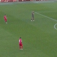 互动平台-【意甲】迪亚斯先下2城伤退 奥里吉传射 AC米兰4比1