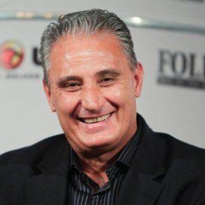 互动平台-俄罗斯世界杯后曾想离开 蒂特最终为何留下来？